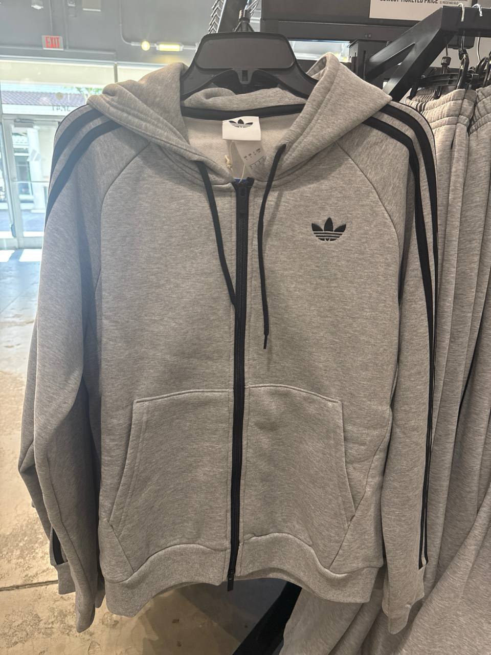 moletom com capuz e fleece