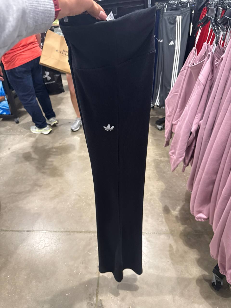 calça flare