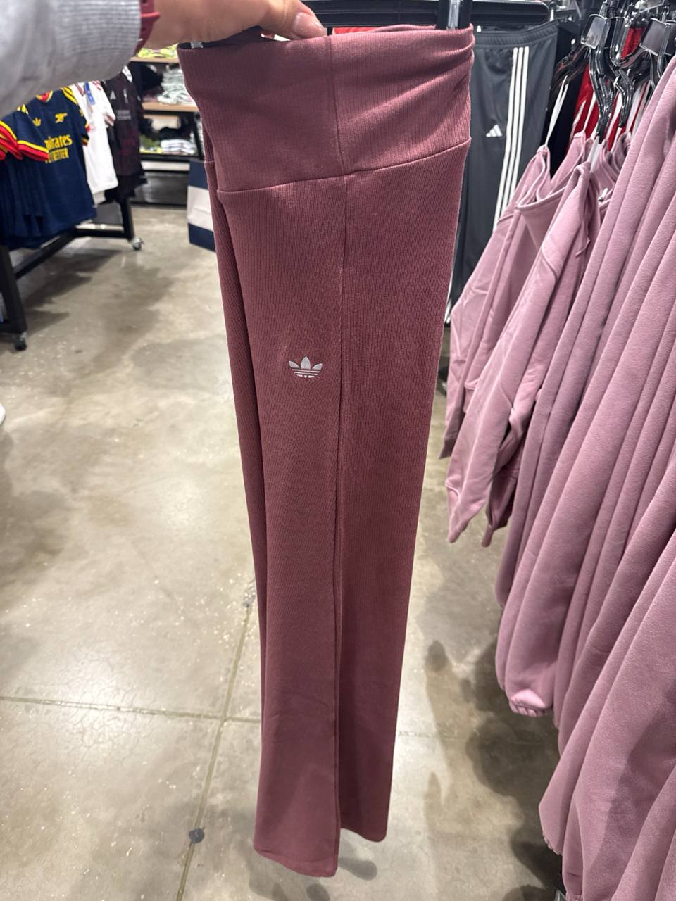 calça flare