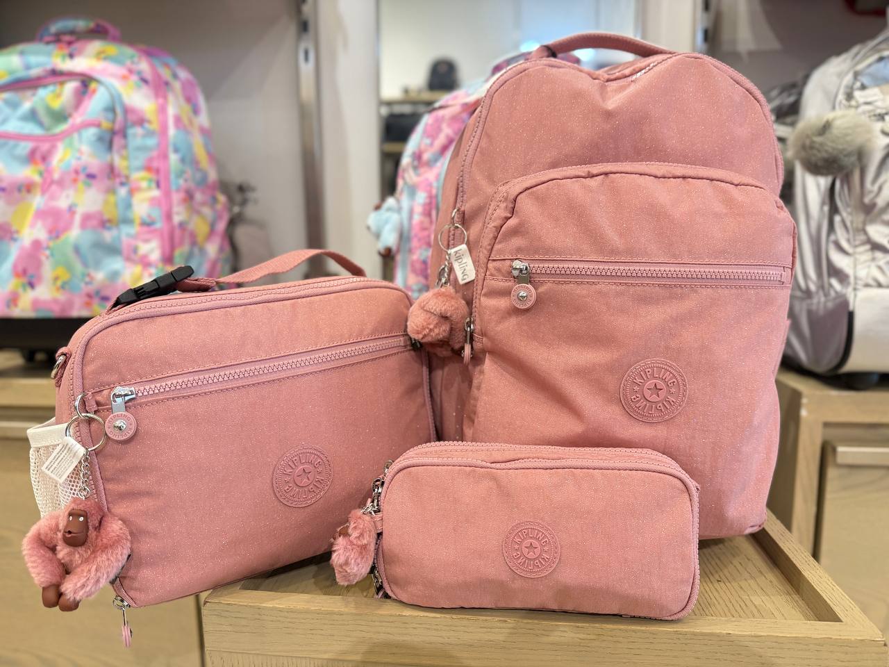 Kit Mochila Seoul  + Lancheira Ermy + Estojo Chap