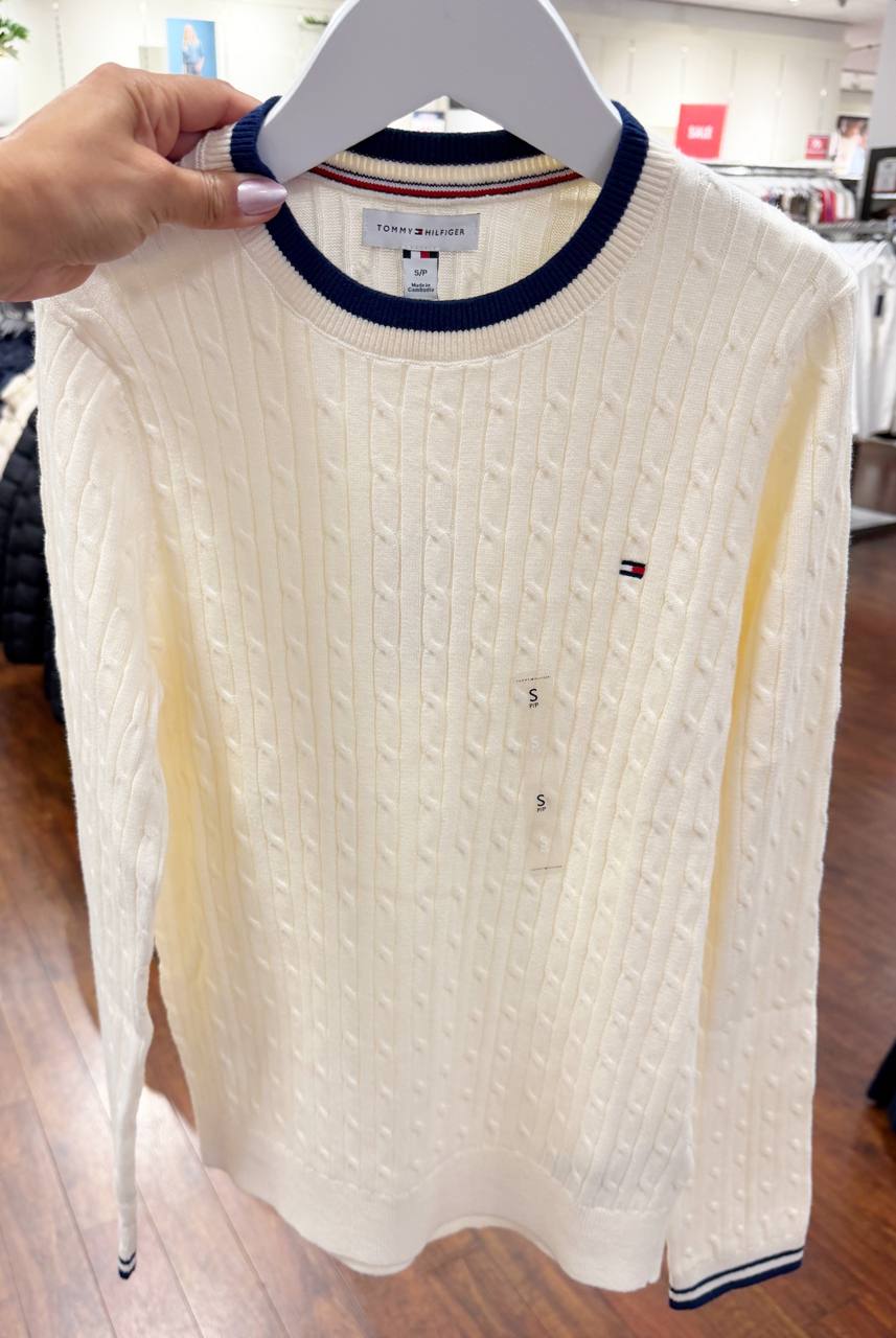 Suéter tricot trançado manga longa