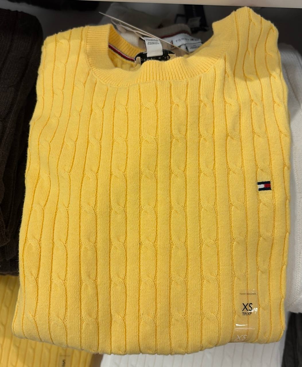 Suéter tricot trançado manga longa