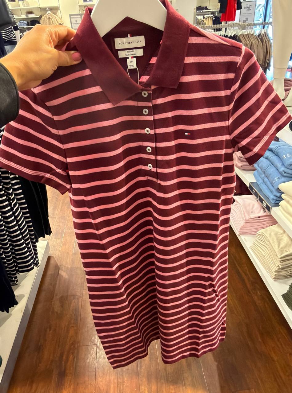 Vestido com gola polo