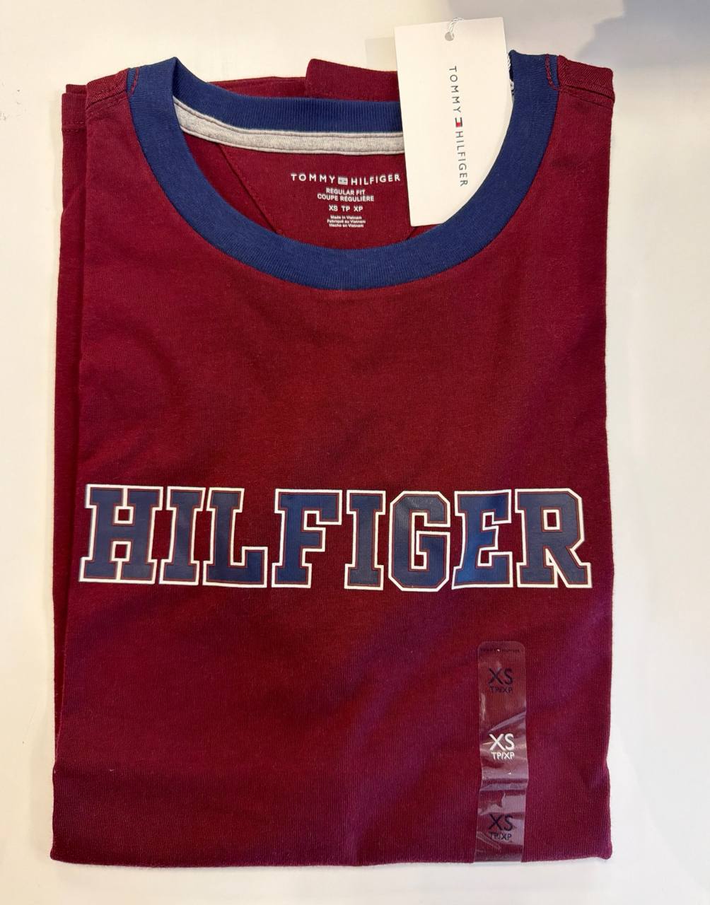 Camiseta Regular Fit Gola U