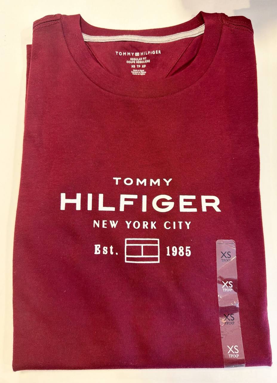 Camiseta Regular Fit Gola U