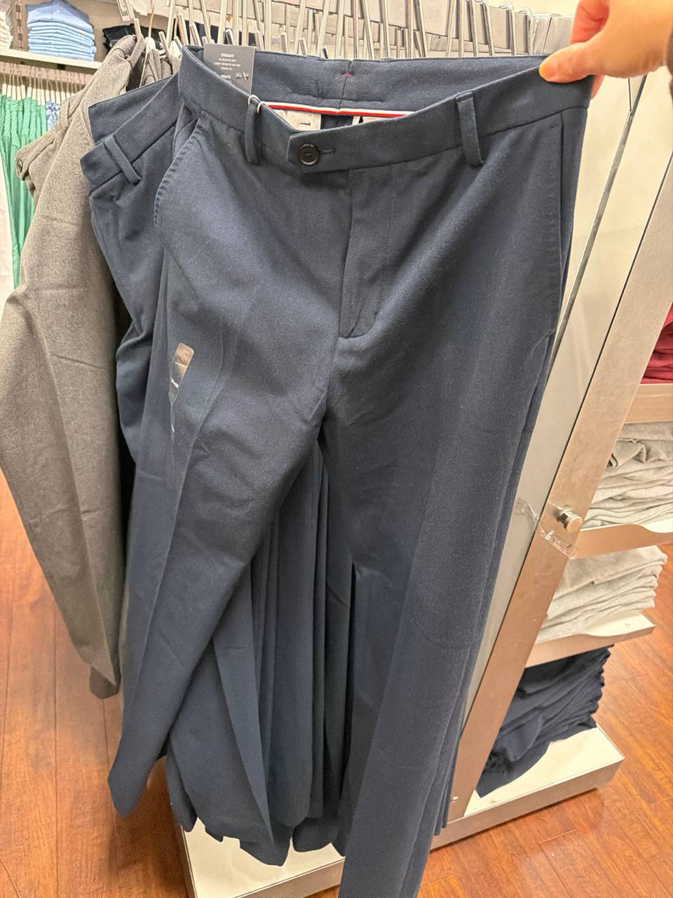 Calça social reta com vinco poliéster com viscose