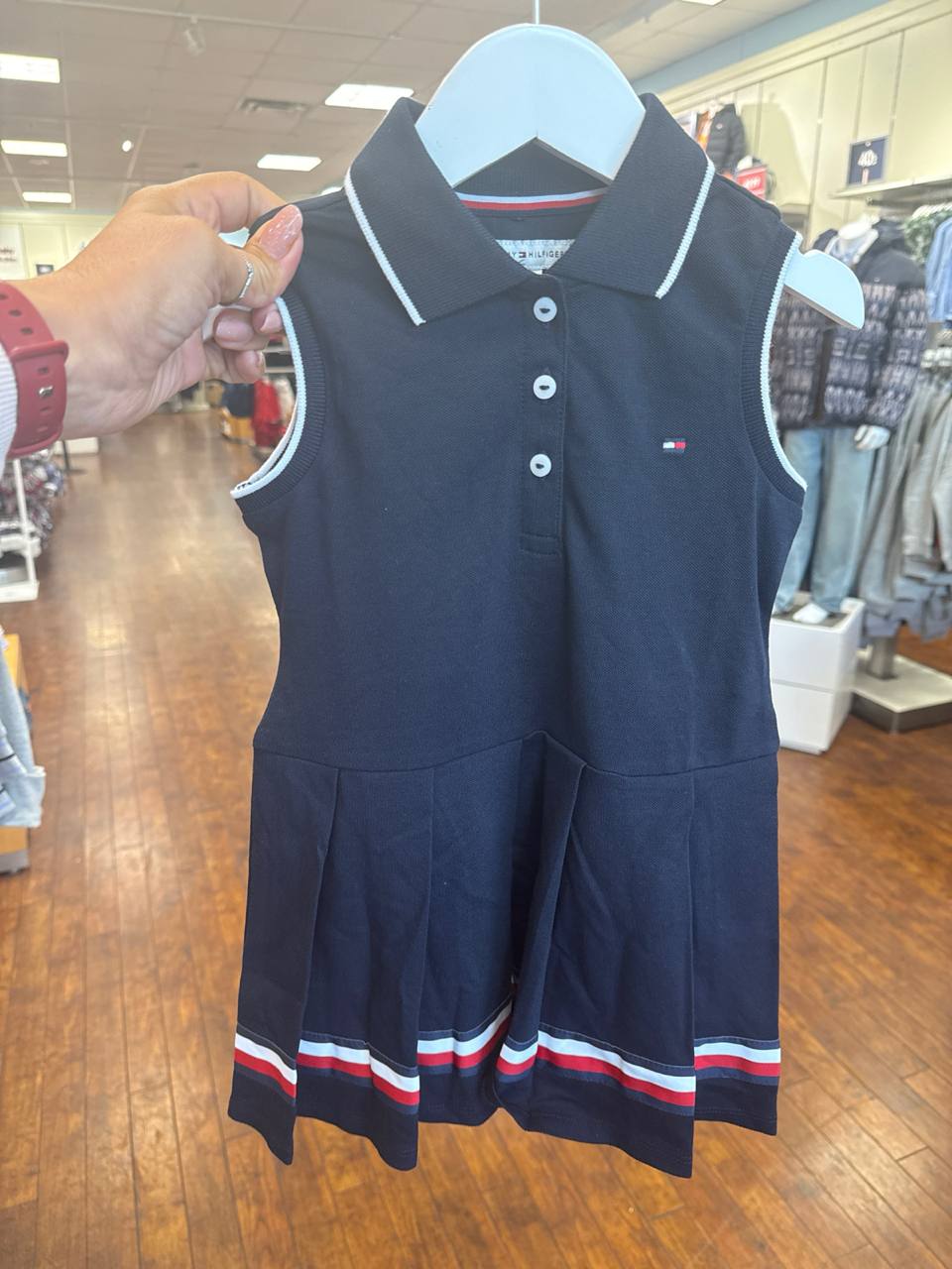vestido polo sem manga