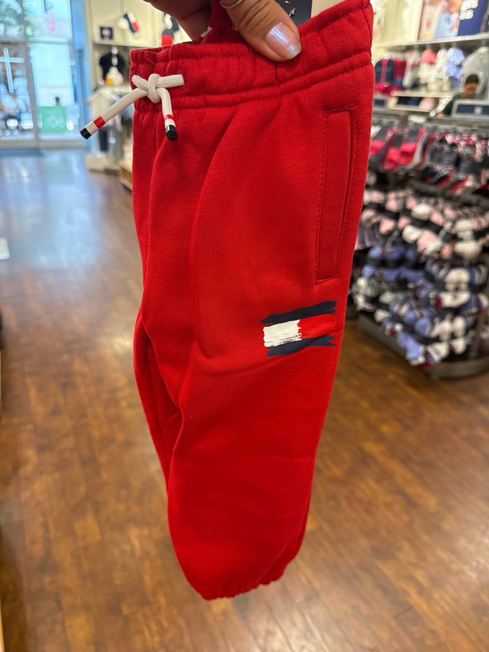 calça moletom com fleece e elástico na barra