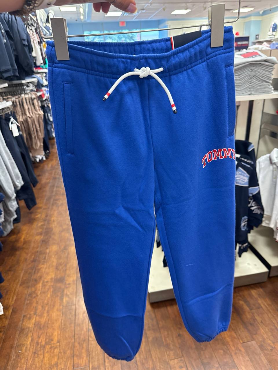 calça moletom com fleece e elástico na barra