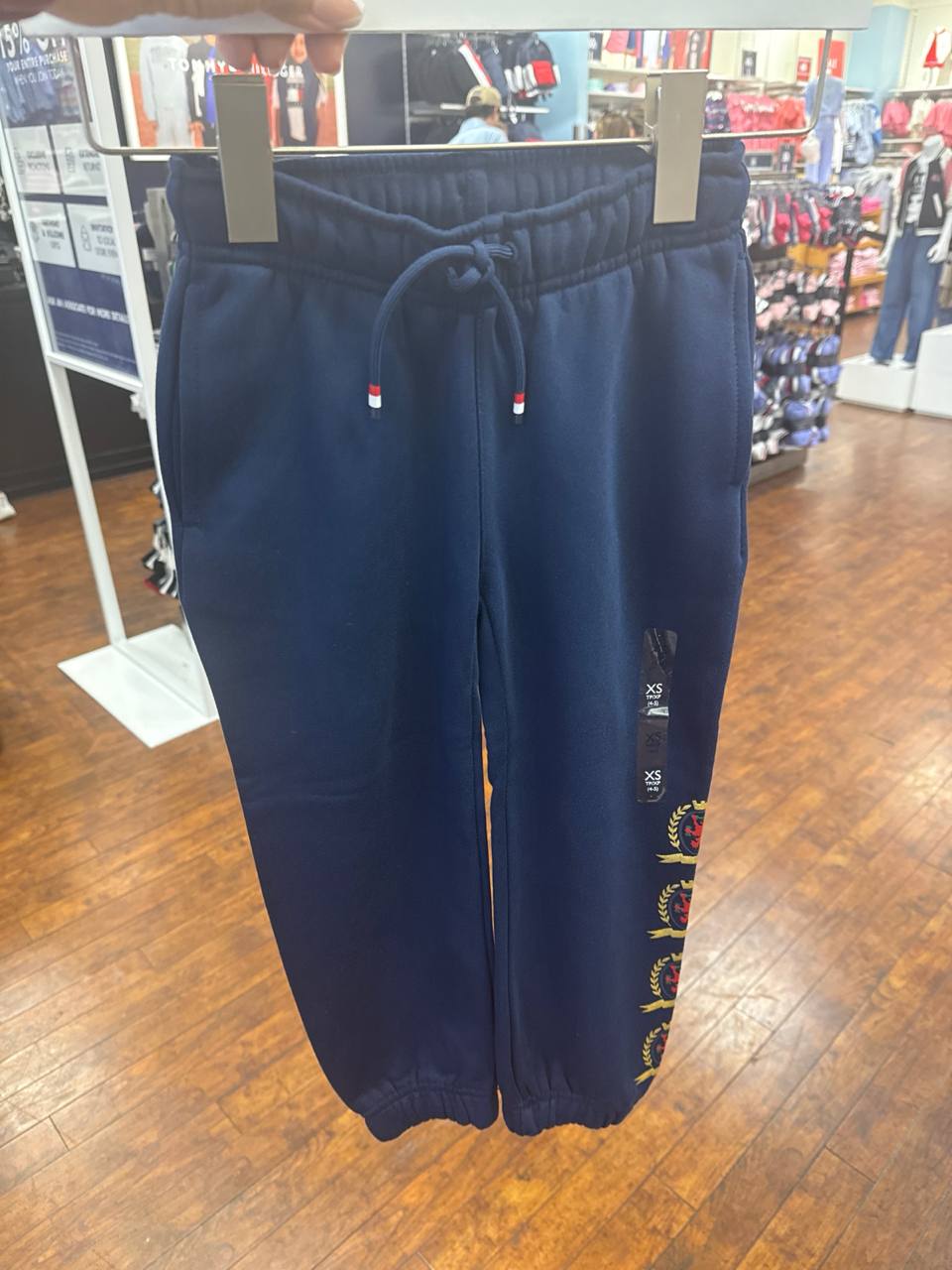 calça moletom com fleece e elástico na barra