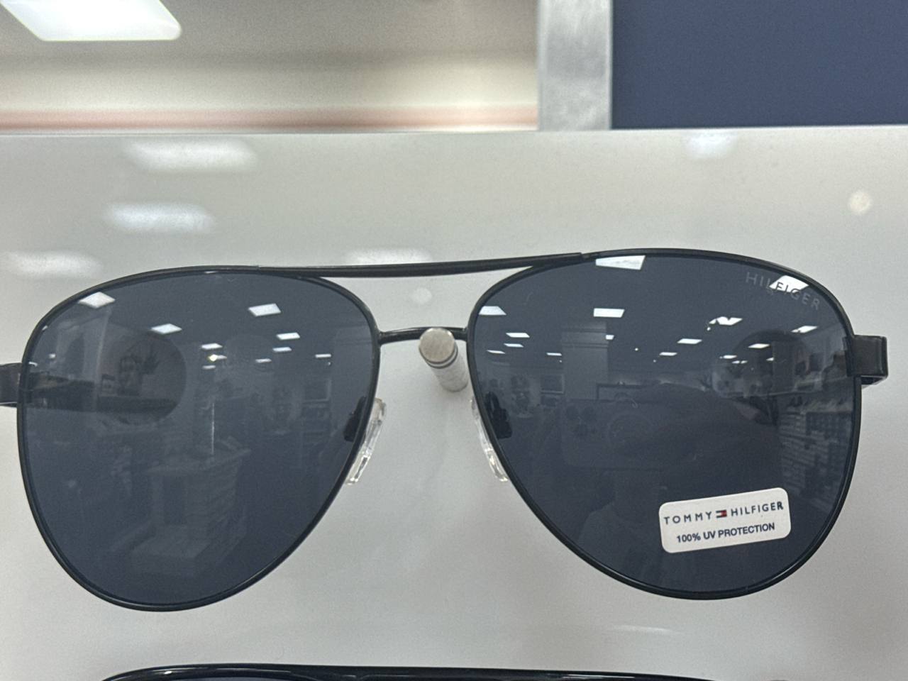 Óculos de sol com case