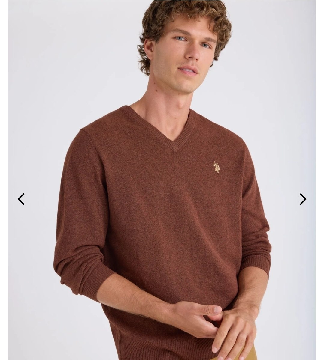 SOFT V-NECK SWEATER