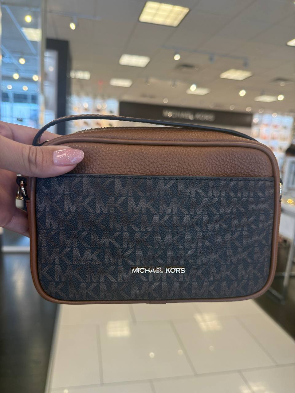 CROSSBODY CAMERA SM