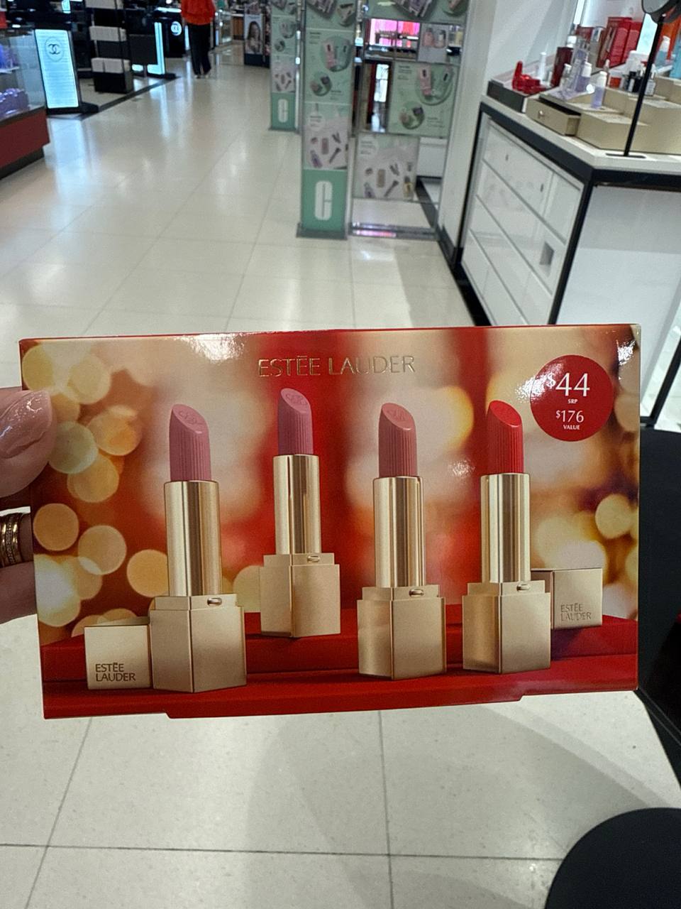 Estēe Lauder kit