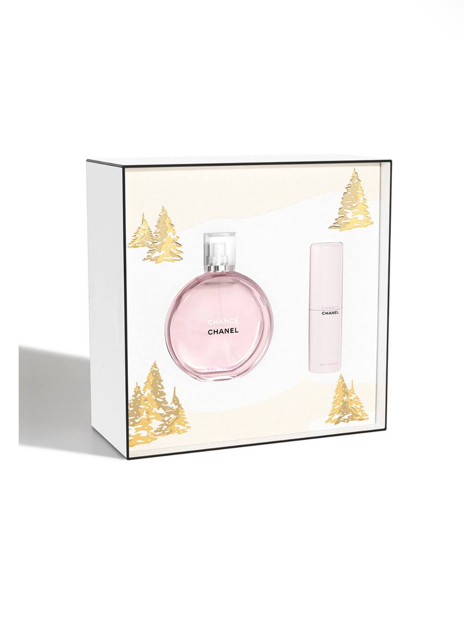 CHANEL kit