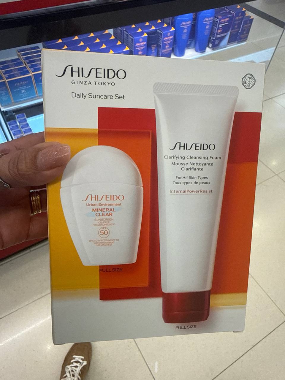 SHISEIDO kit