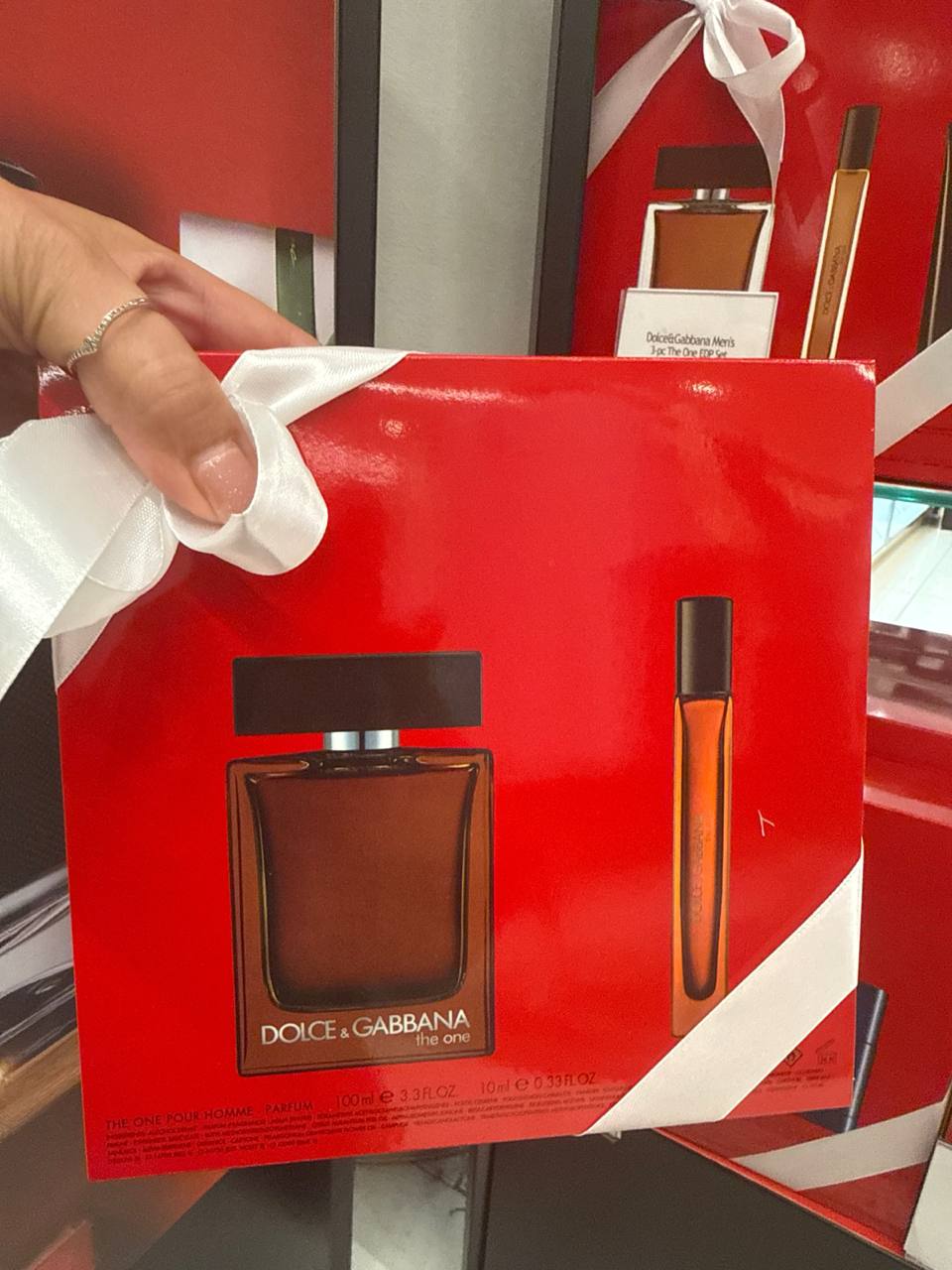 DOLCE & GABBANA  kit