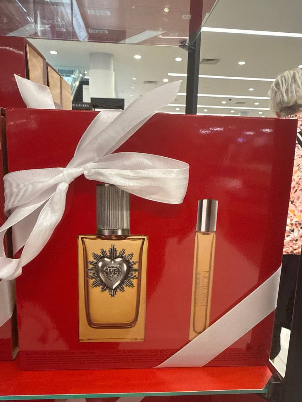 DOLCE & GABBANA  kit