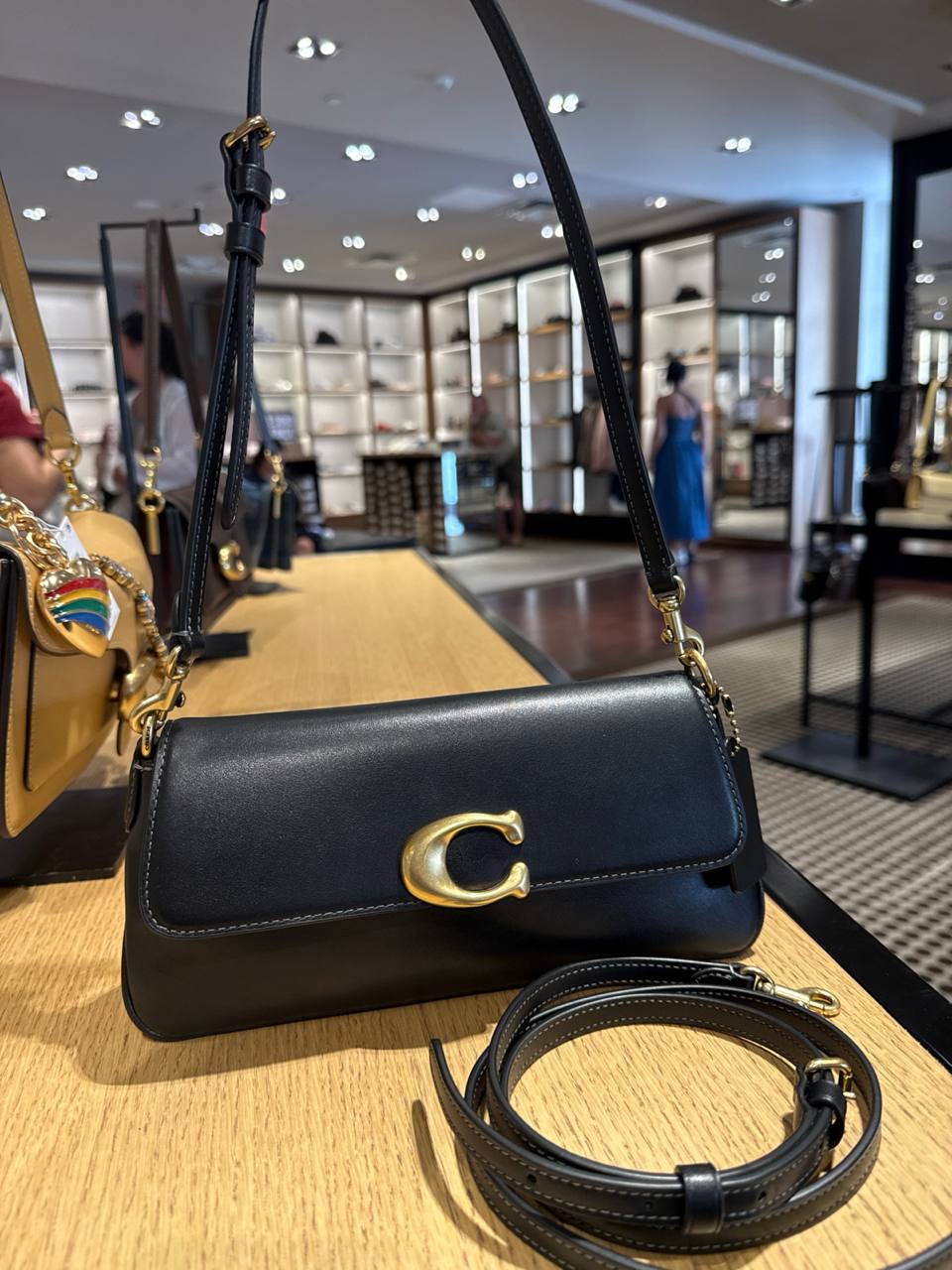 Bolsa Coach pequena