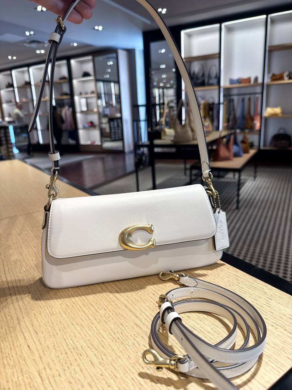 Bolsa Coach pequena