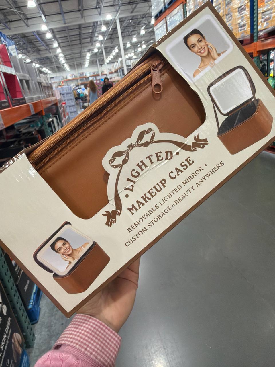 MAKEUP CASE