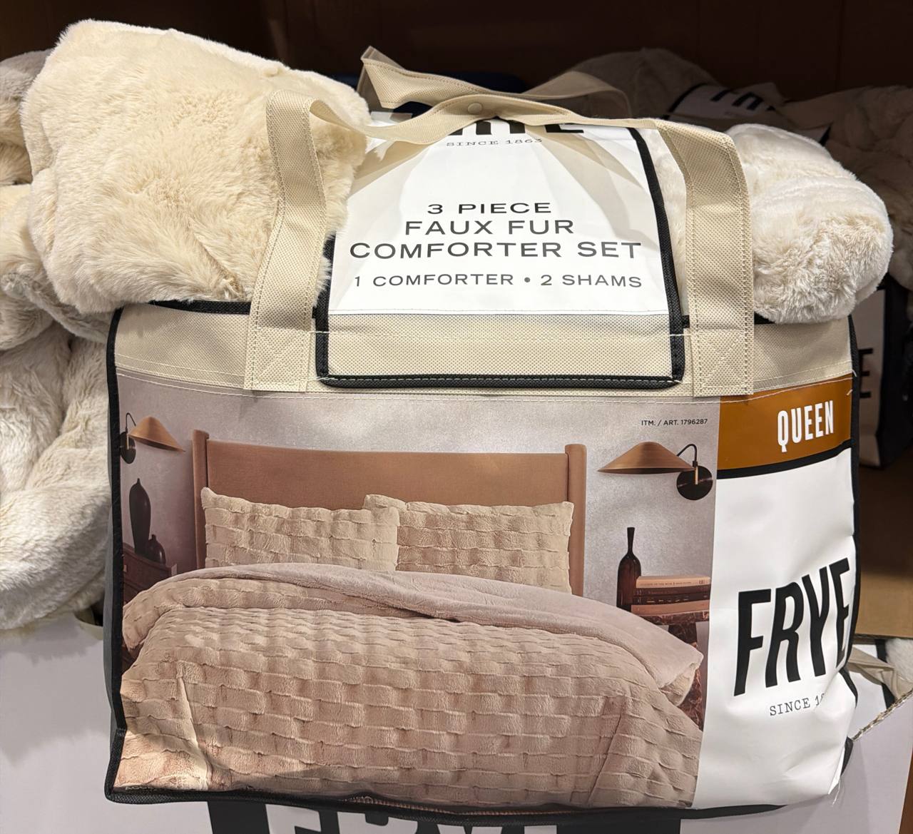 Frye Queen