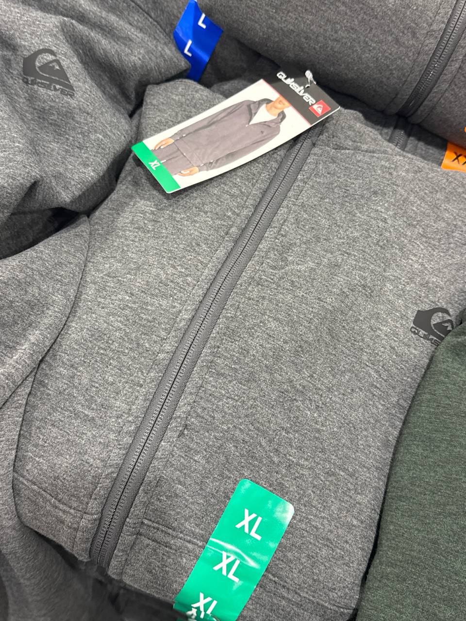 PROMO 25/10 moletom  com  fleece   QUIKSILVER  full zíper e capuz