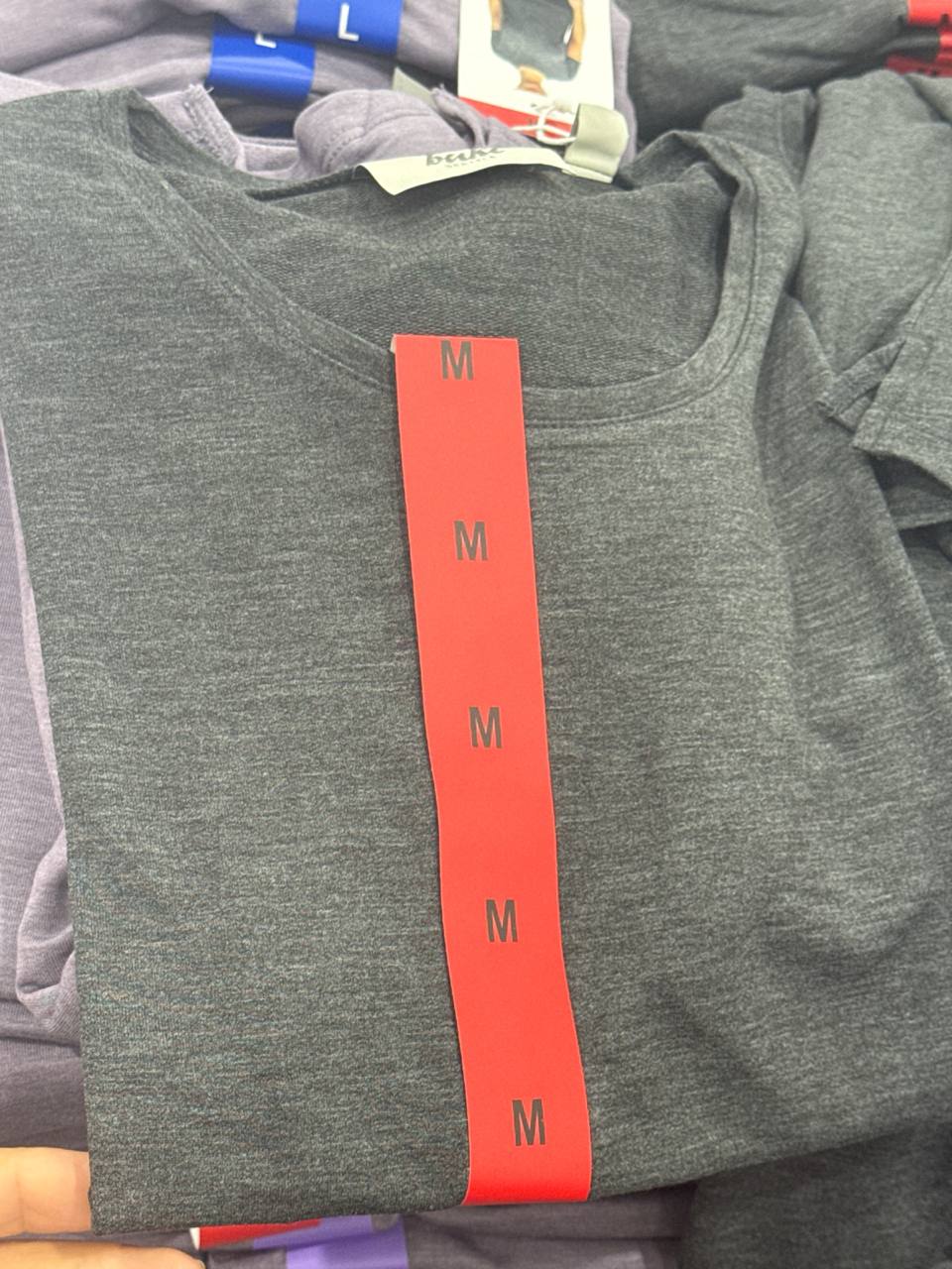 camiseta manga curta Buki