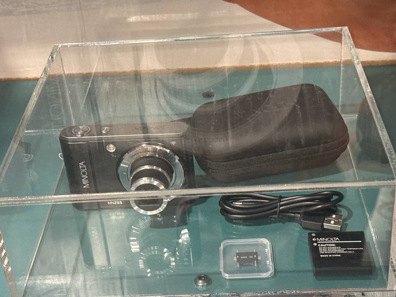 Minolta