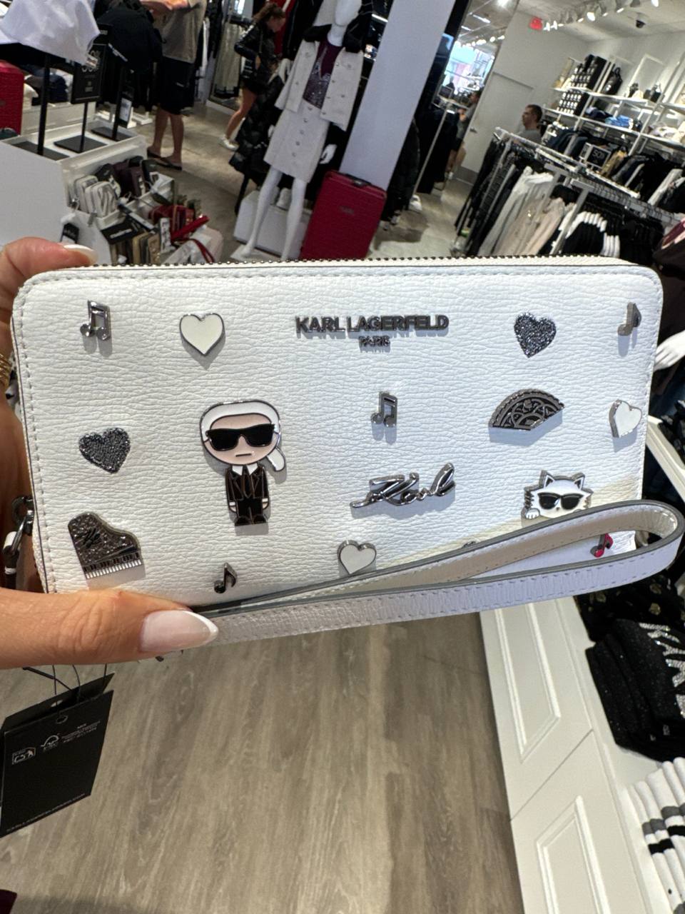 carteira grande cabe iPhone pro max