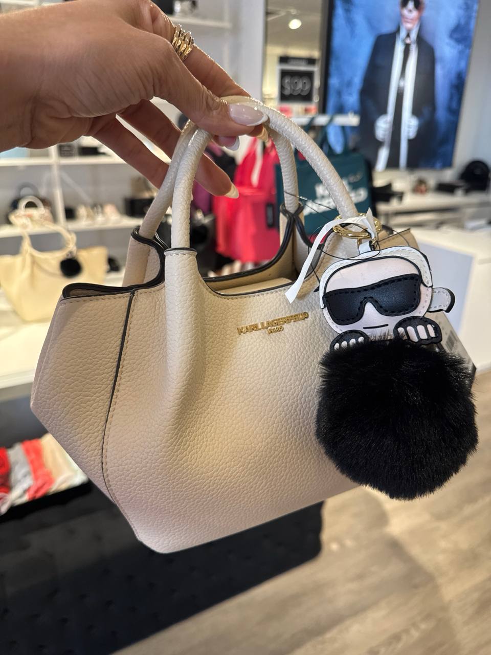 bolsa pequena com alça transversal