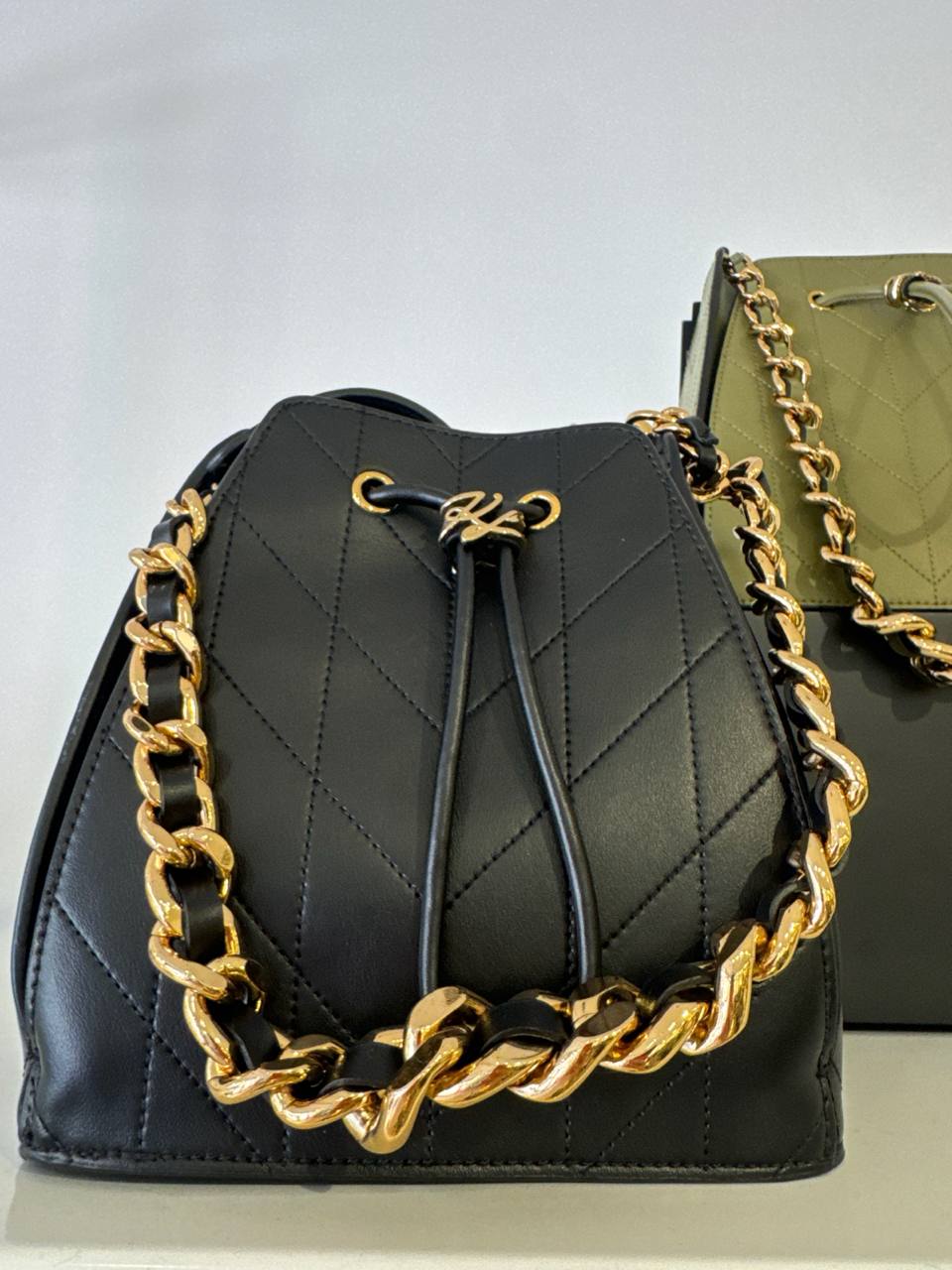 bolsa média com alça de pano