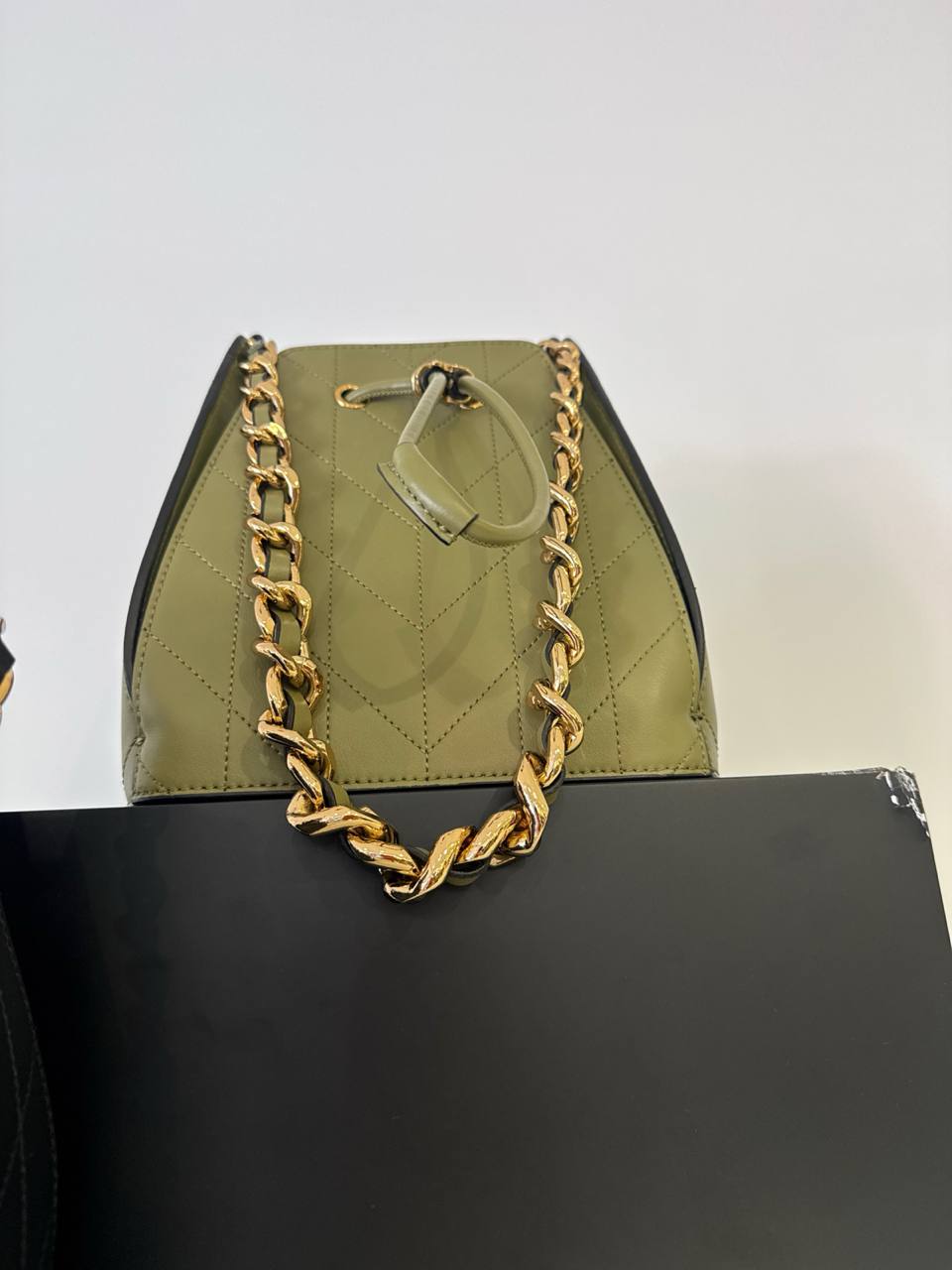 bolsa média com alça de pano