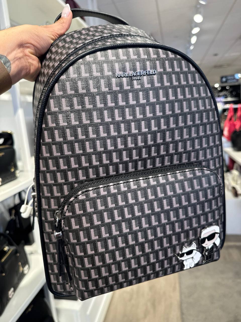 mochila média