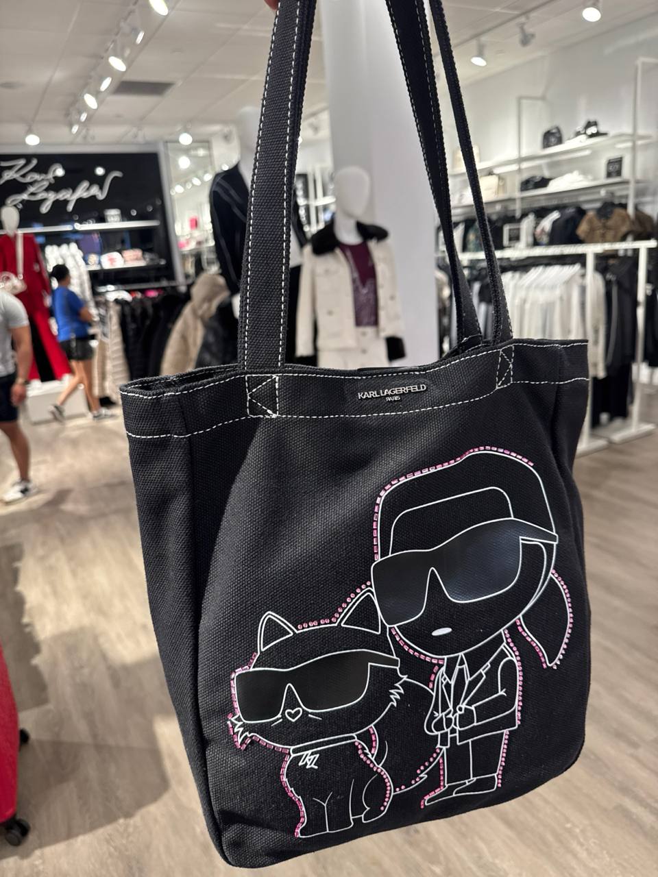 tote media