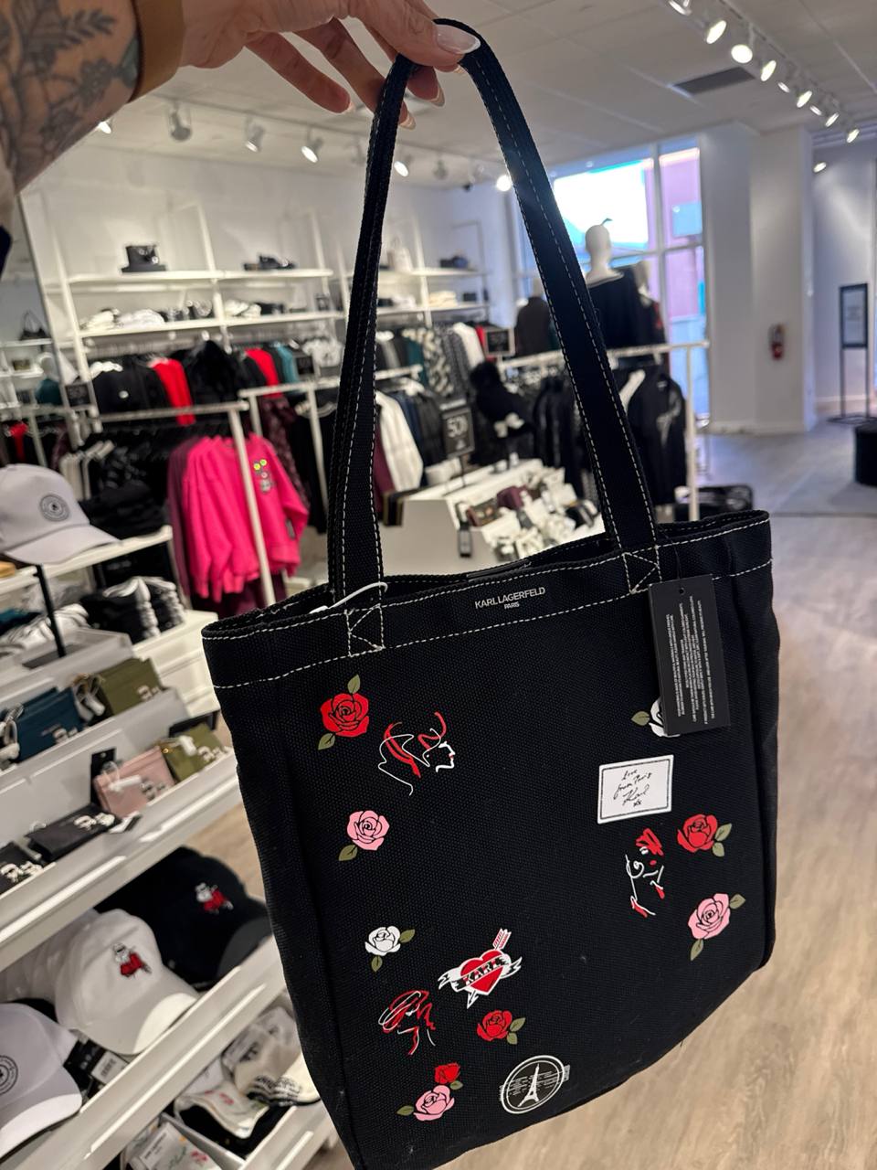 tote media