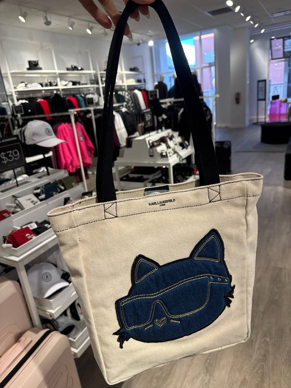 tote media