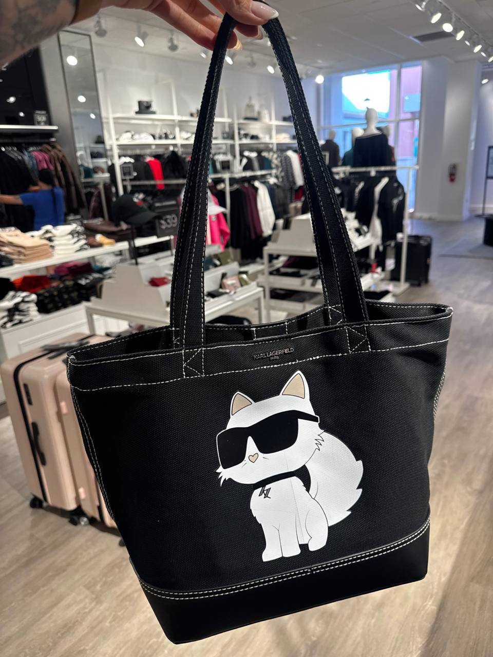 tote media