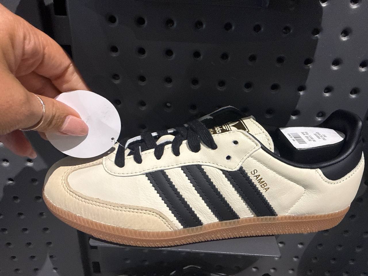 Tenis  Adidas numero  Americano