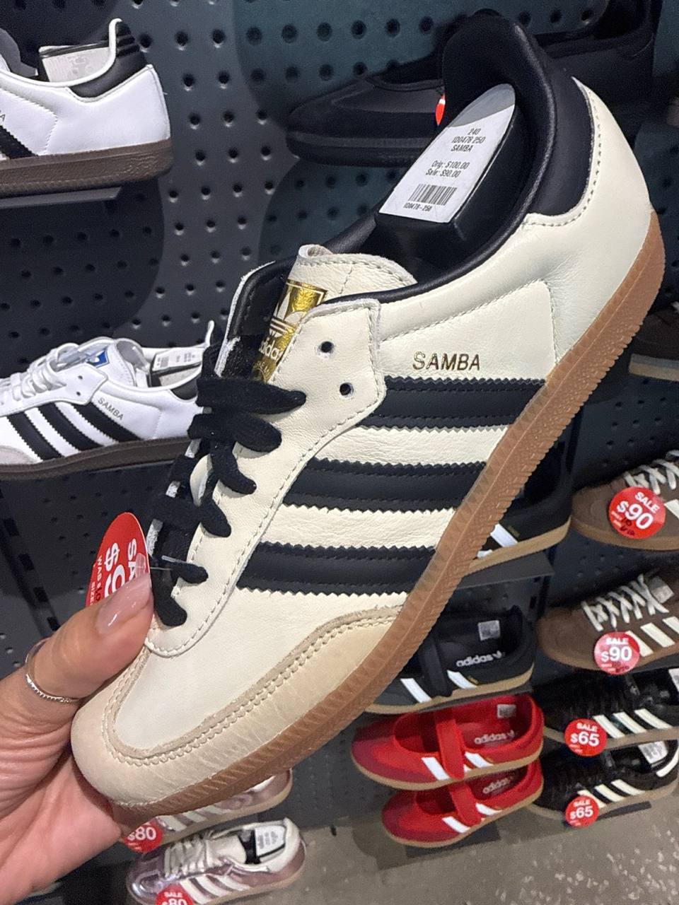 Tenis  Adidas numero  Americano
