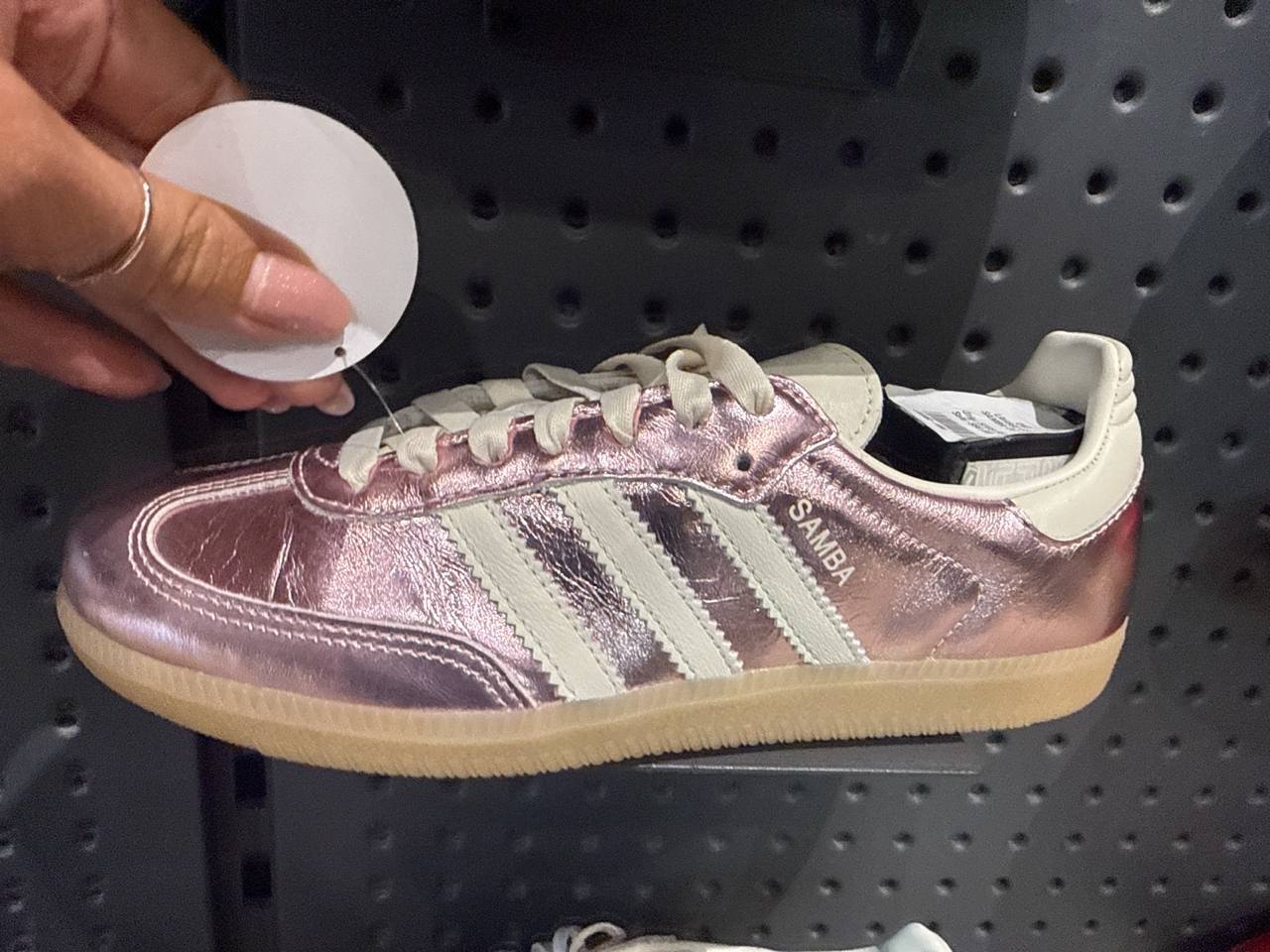 Tenis  Adidas numero  Americano