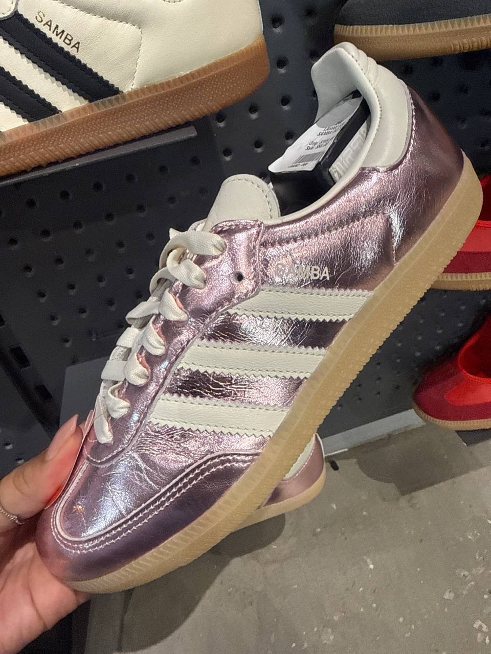 Tenis  Adidas numero  Americano