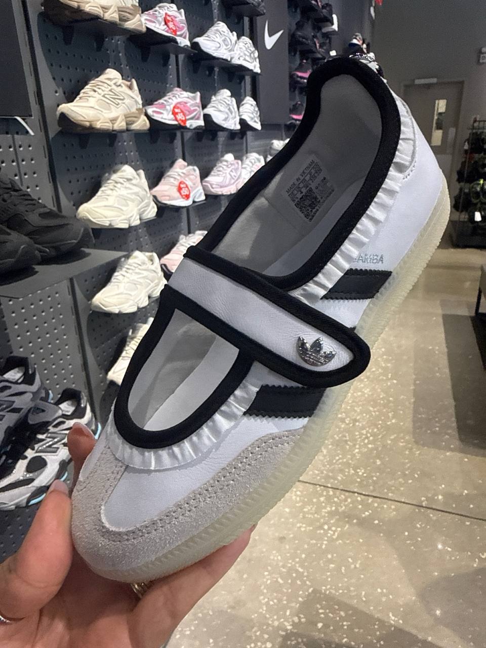 sapatilha   Adidas numero  Americano