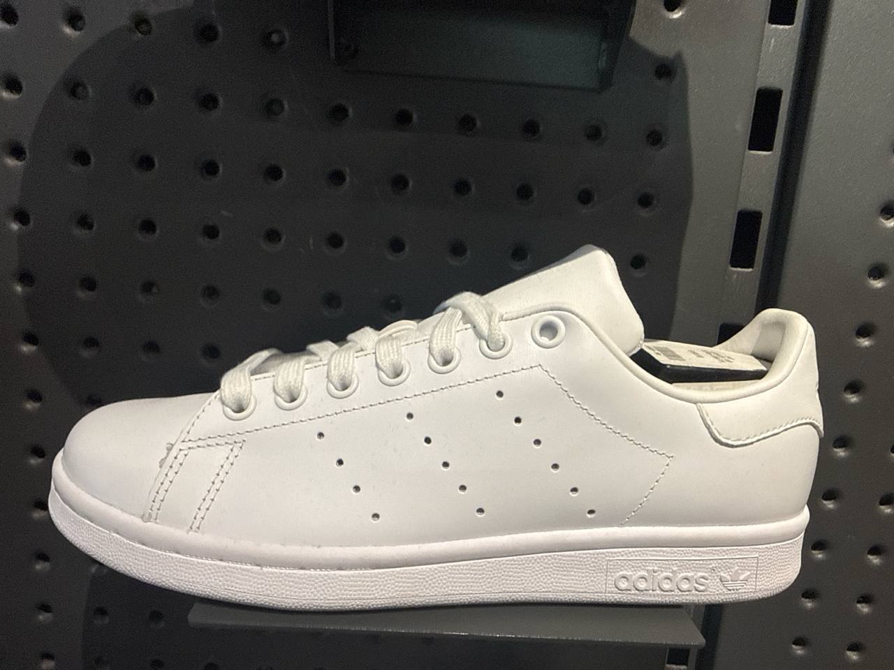 Tenis  Adidas numero  Americano