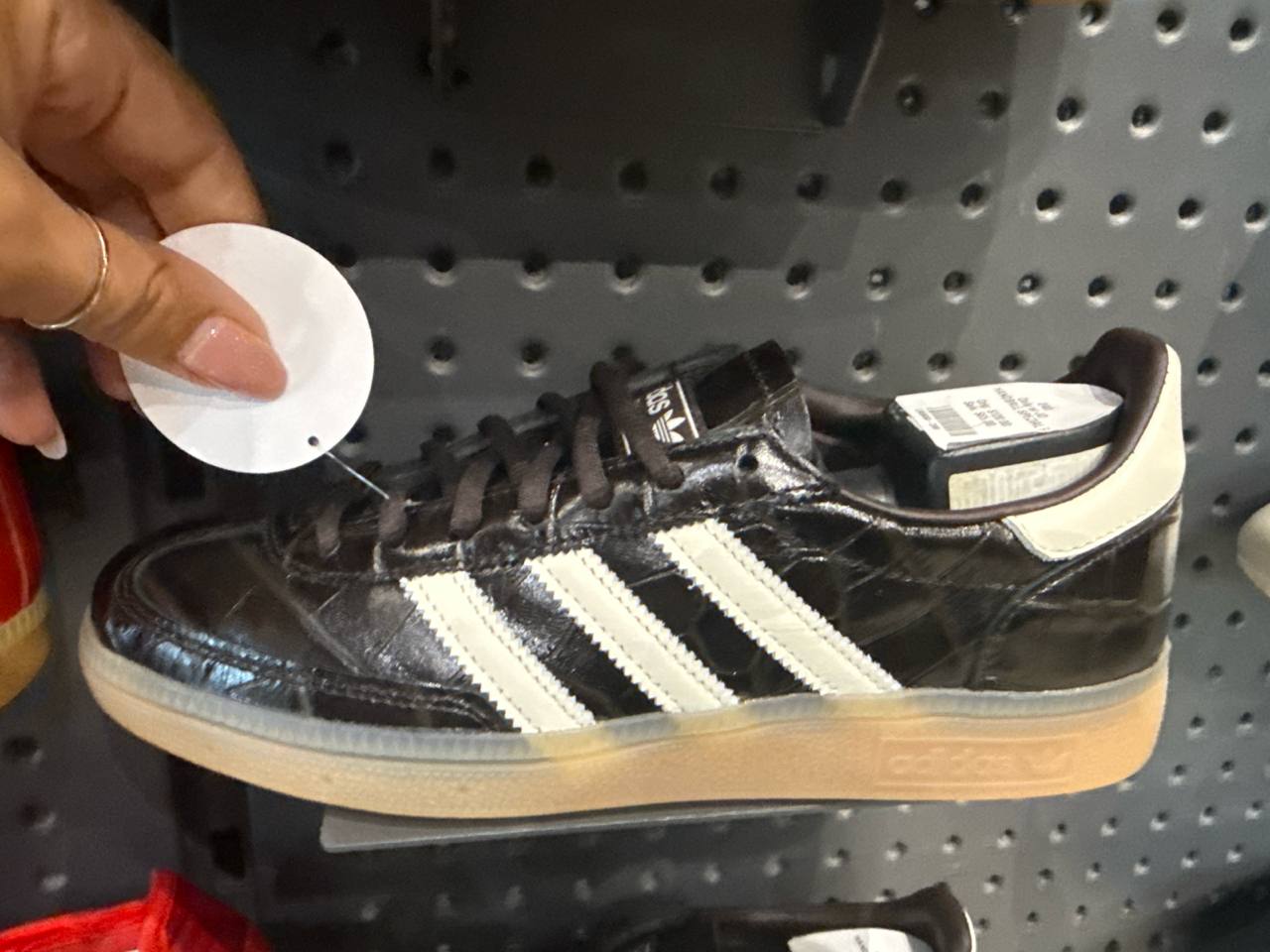Tenis  Adidas numero  Americano