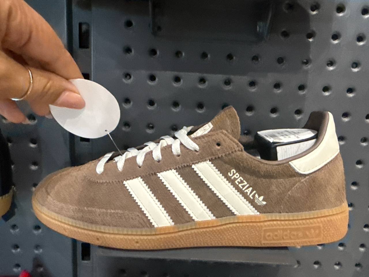 Tenis  Adidas numero  Americano