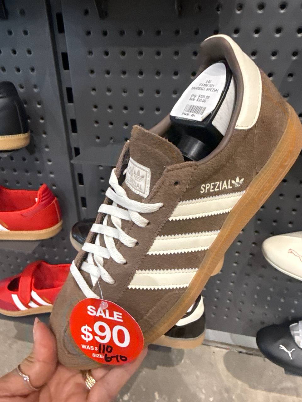 Tenis  Adidas numero  Americano