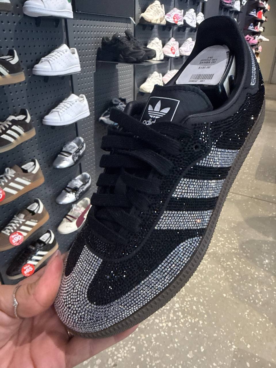 Tenis  Adidas numero  Americano