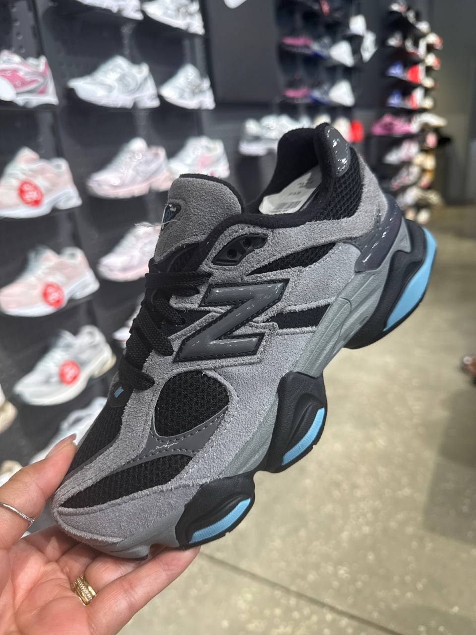 tênis KIDS número Americano  NEW BALANCE