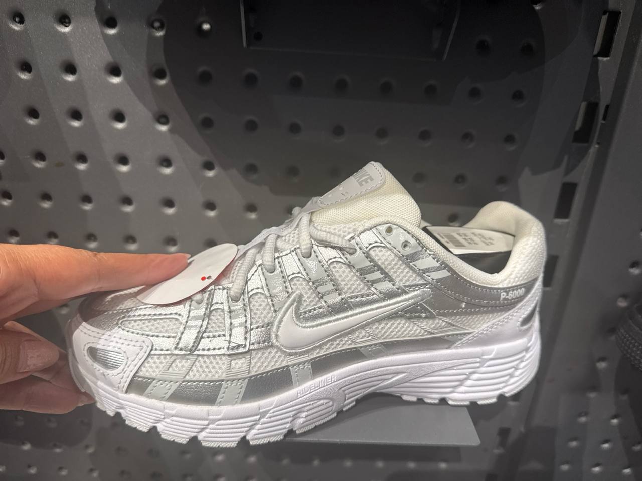 tênis KIDS número Americano  NIKE